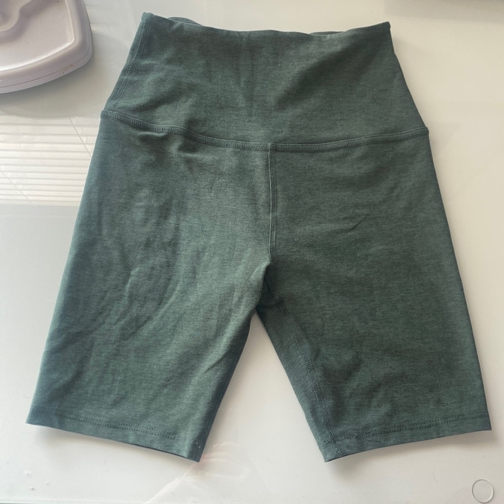 Beyond Yoga biker shorts
